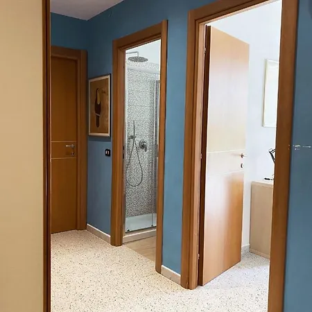Tirreno 1 Apartment *